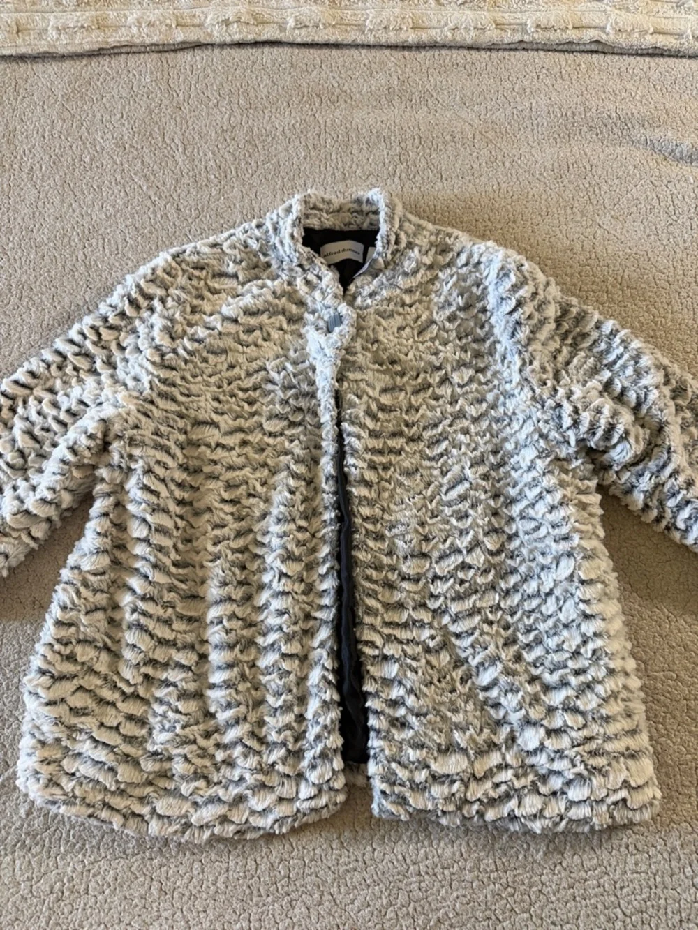 Alfred Dunner Light Gray Faux Fur Textured Jacket Size 14